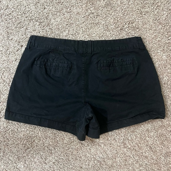 black old navy shorts - Picture 2 of 3